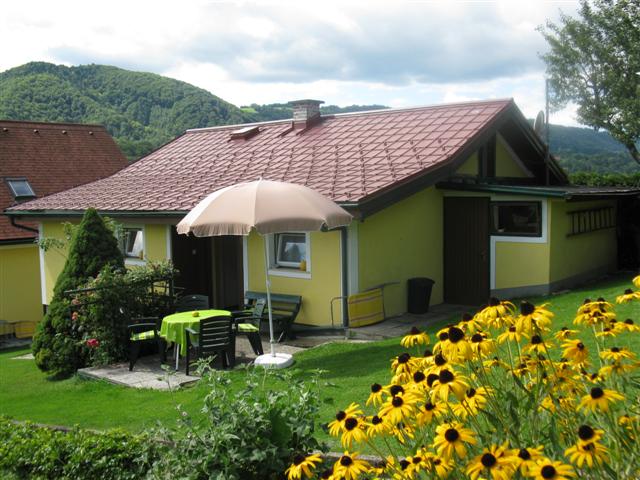 Ferienhaus Garten_1.jpg